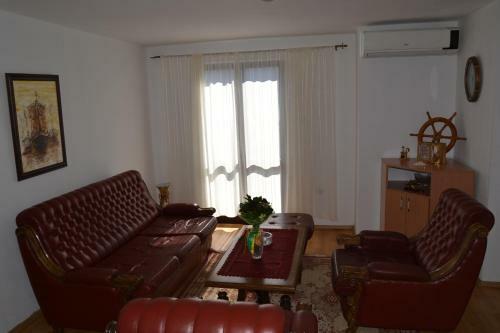 Apartments Dobri?a