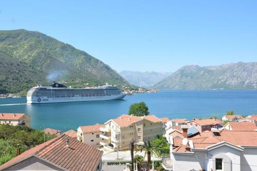 Hostal Rooms Dobrotski Dvori