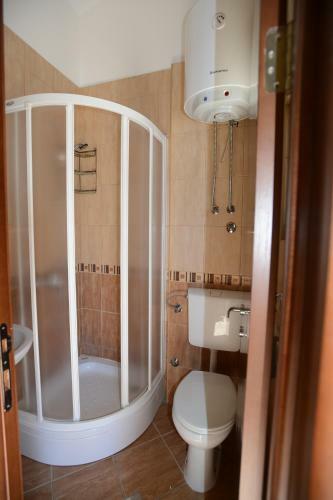 Hostal Rooms Dobrotski Dvori