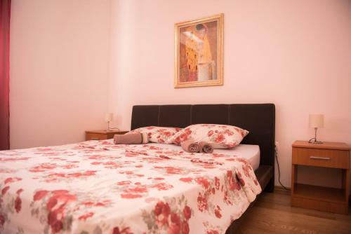 Apartments Luka