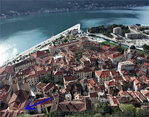Kotor Emerald Apartments