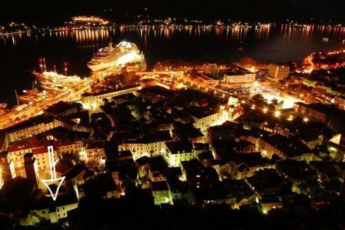 Kotor Emerald Apartments