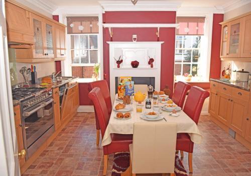 The Georgian Apartment