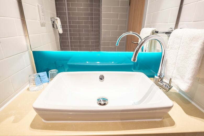 Hotel Holiday Inn Express - London Heathrow T4