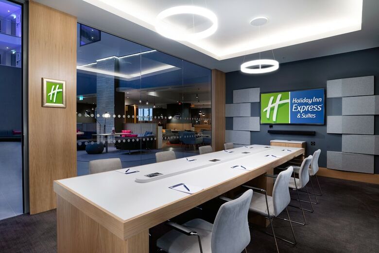 Hotel Holiday Inn Express - London Heathrow T4