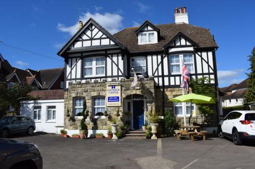 Gatwick Castle B&B