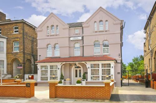 Hostal Imperial Guest House Ltd.