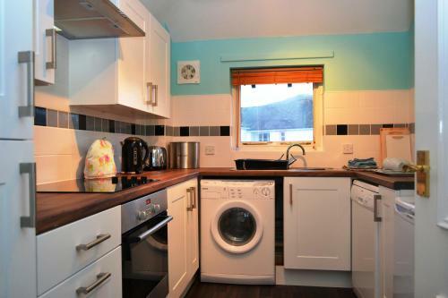 Flat 2 Lonsdale House