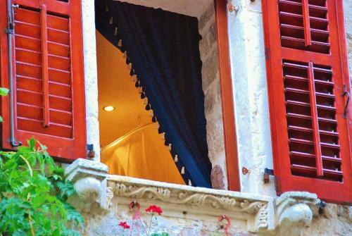 Hostal Vg Three Bedroom Castle