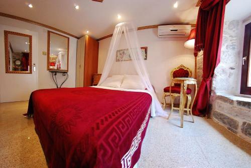 Hostal Vg Three Bedroom Castle