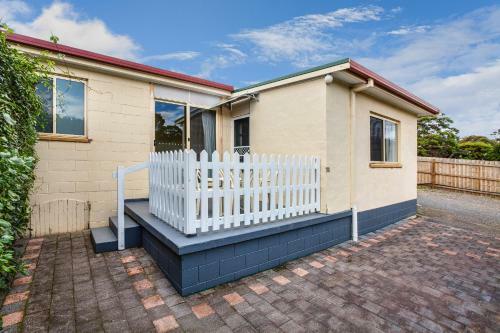 Wintersun Gardens Motel