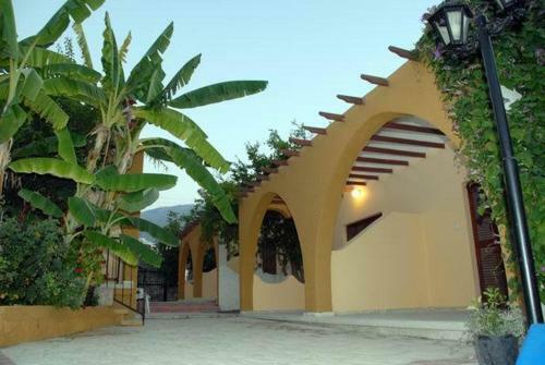Five Fingers Holiday Bungalows