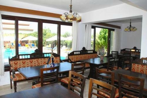 Five Fingers Holiday Bungalows