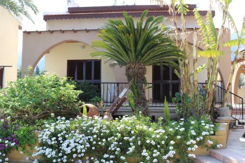 Five Fingers Holiday Bungalows