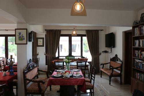 Five Fingers Holiday Bungalows