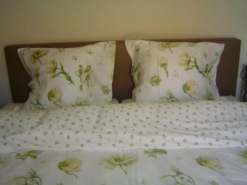 B&B Cherryfarm