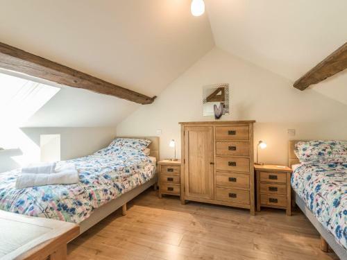 The Owl House, Llanfyllin