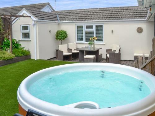 Broadland Hideaway