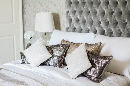 Hotel Vaulty Manor