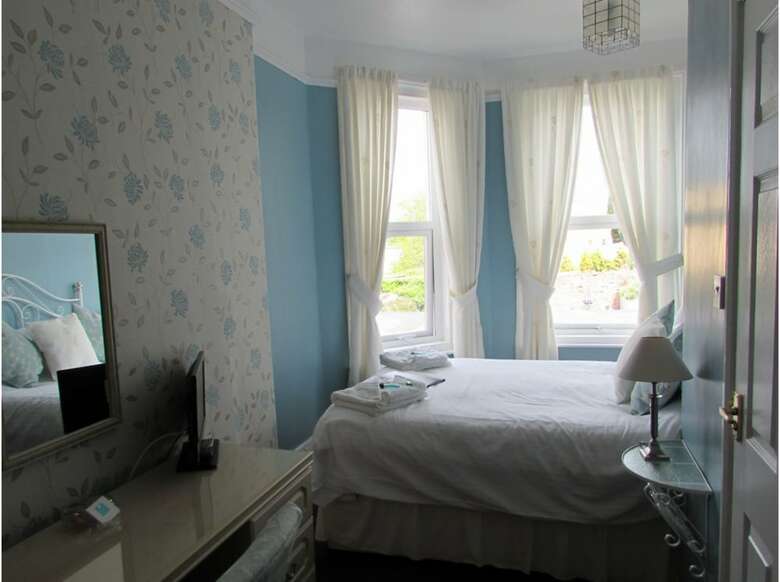 Hostal Birchwood House