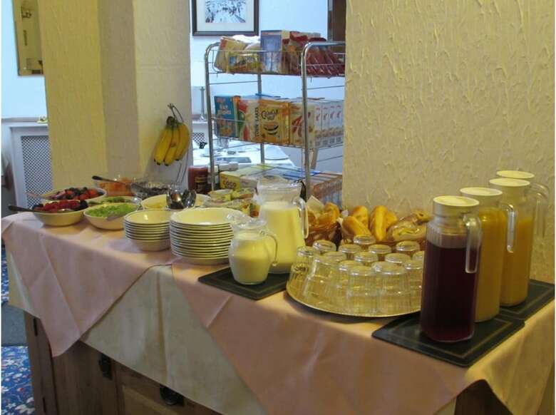 Hostal Birchwood House