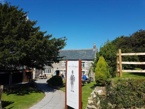 Carvynick Holiday Park