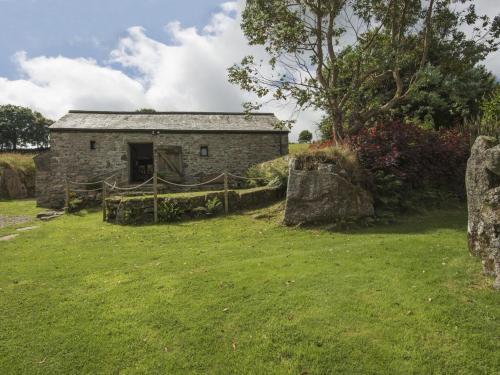Buster Barn, Sampford Spiney, Yelverton