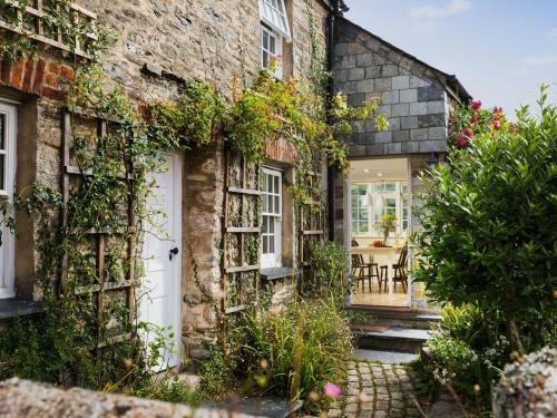 Island House, Cornwall