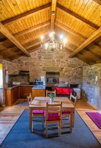 Casa Das Vinhas Cam�lias De Bastoturismo Rural