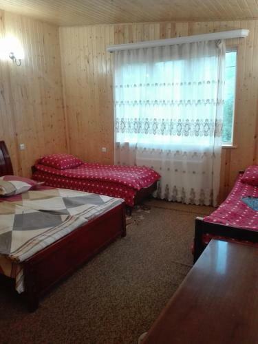 Hostal Guest House Sabauri