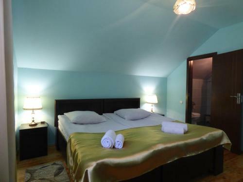 Hostal Anano Guest House
