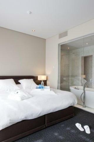 Blue Woods Hotel