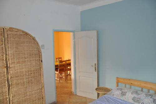 Sanchaba Yellow Apartments