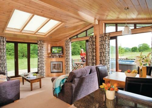 Parmontley Hall Lodges