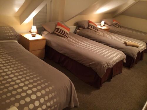 Hostal Melrose Guest House