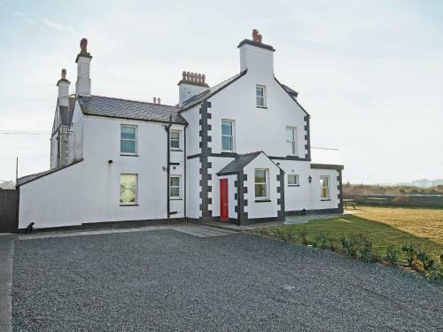 Glan Y Mor