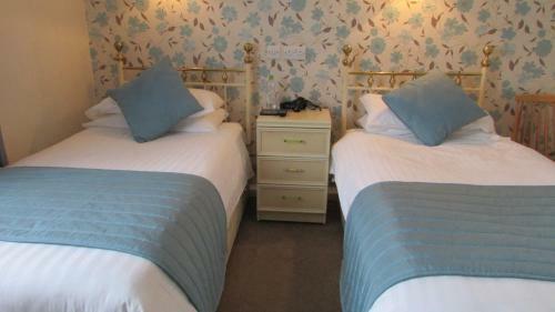 Hostal Rhondda Bed And Breakfast