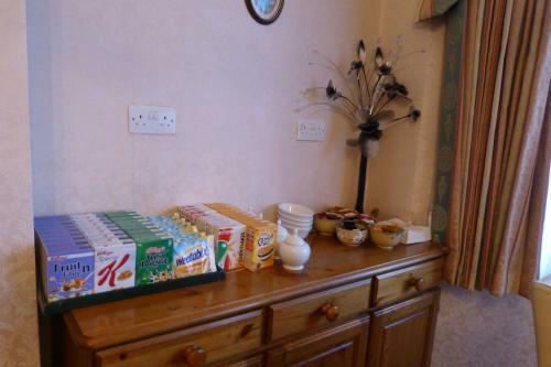 Hostal Rhondda Bed And Breakfast