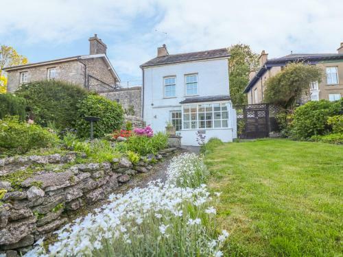 Chestnut Cottage, Grange-over-sands