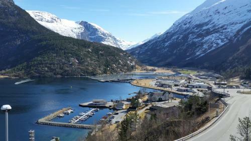 Hellesylt Hostel And Motel