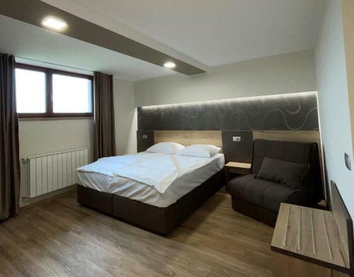 Hotel Ro?kar