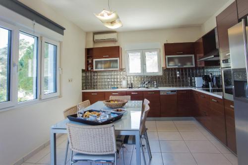 Elite Villa Sea Paradise 200m. From The Beach.