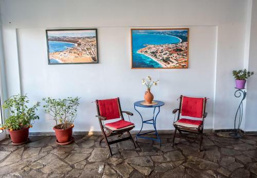 Faros Apartments
