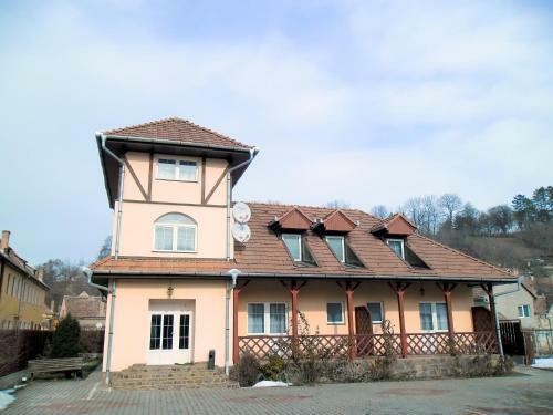 Hostal Pensiunea Hera
