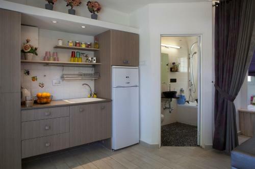 Agroturismo Nuriel Fruit & Guest House