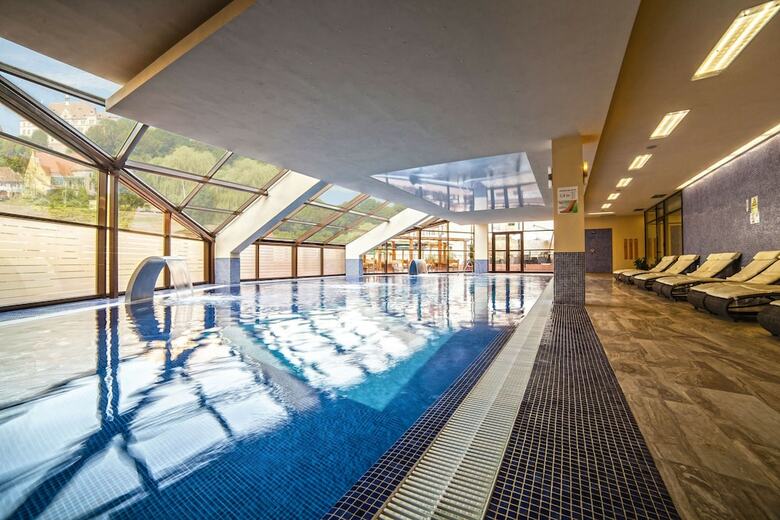 Doubletree By Hilton Hotel Sighisoara - Cavaler