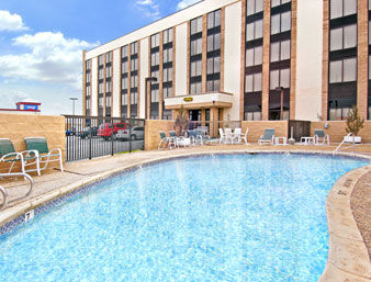 Hotel Days Inn East