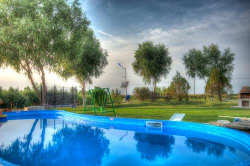 Hostal Pensiunea Califar