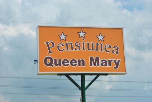 Hostal Pensiunea Queen Mary