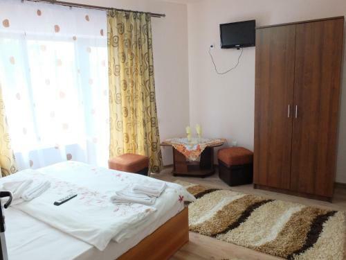 Hostal Dupa Apa La Razvan